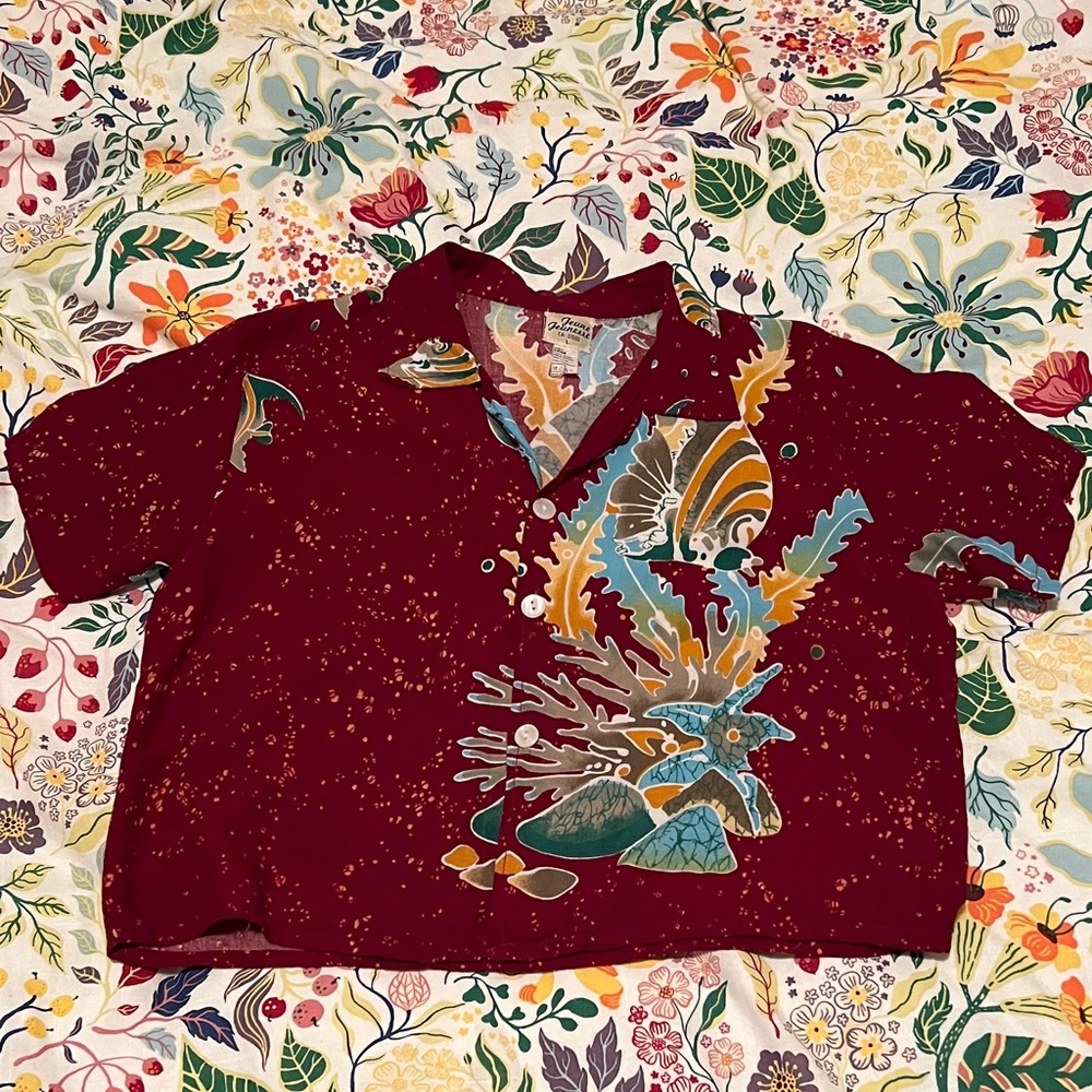 Jeune Jeunesse Vintage Fish Patterned Crop Shirt